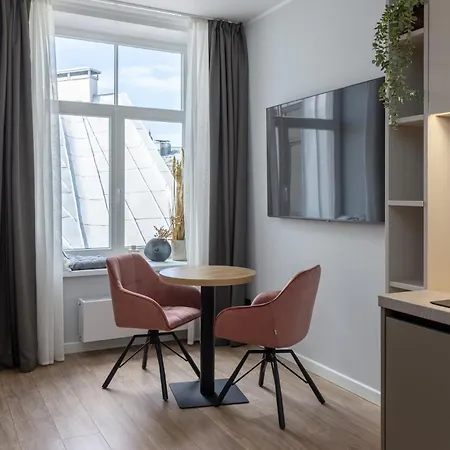 Well-located Old Town Апартаменты
